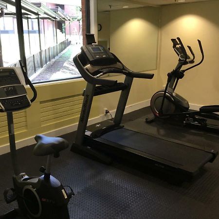 Days Inn & Suites By Wyndham Tallahassee Conf Center I-10 Eksteriør bilde