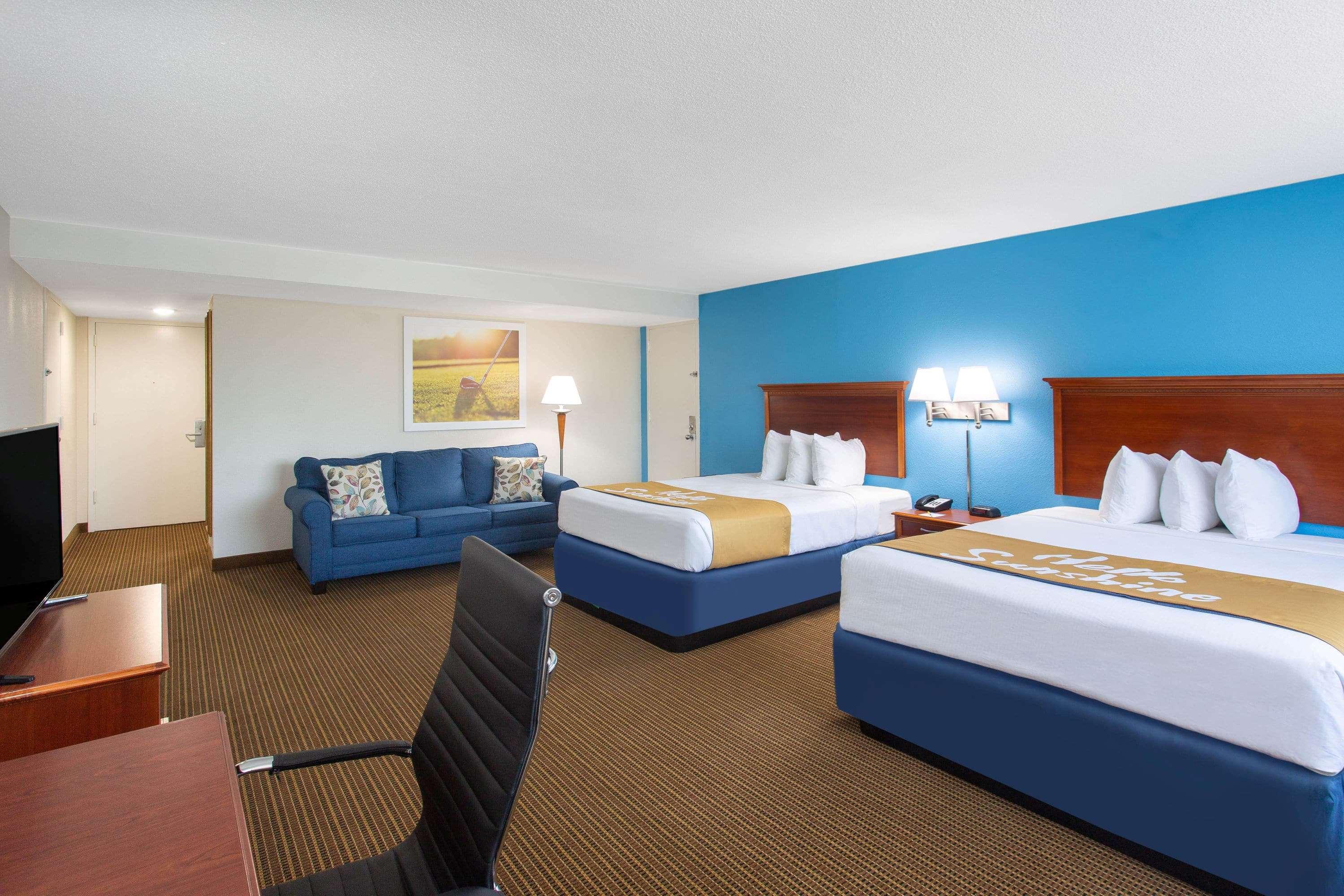 Days Inn & Suites By Wyndham Tallahassee Conf Center I-10 Eksteriør bilde