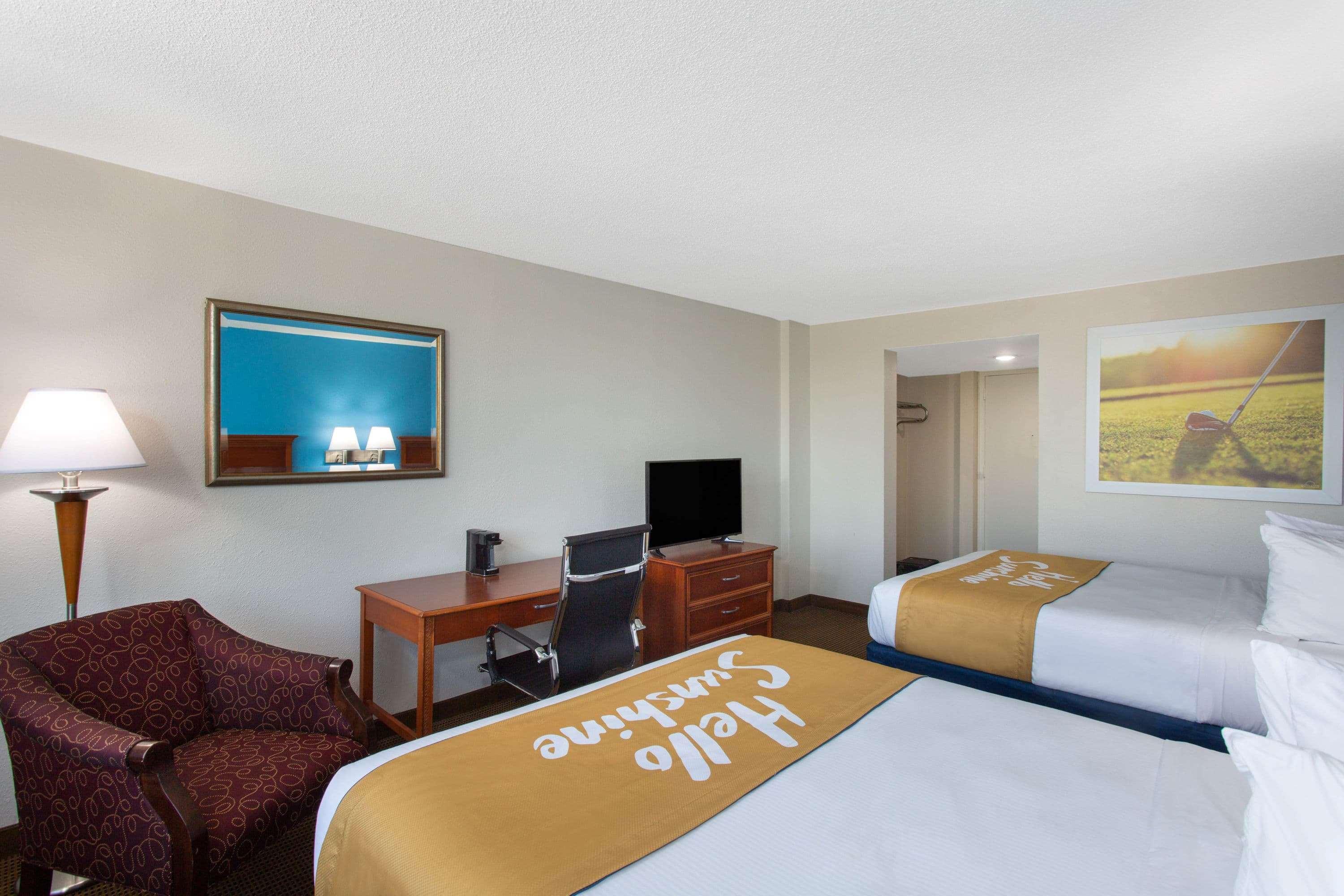 Days Inn & Suites By Wyndham Tallahassee Conf Center I-10 Eksteriør bilde
