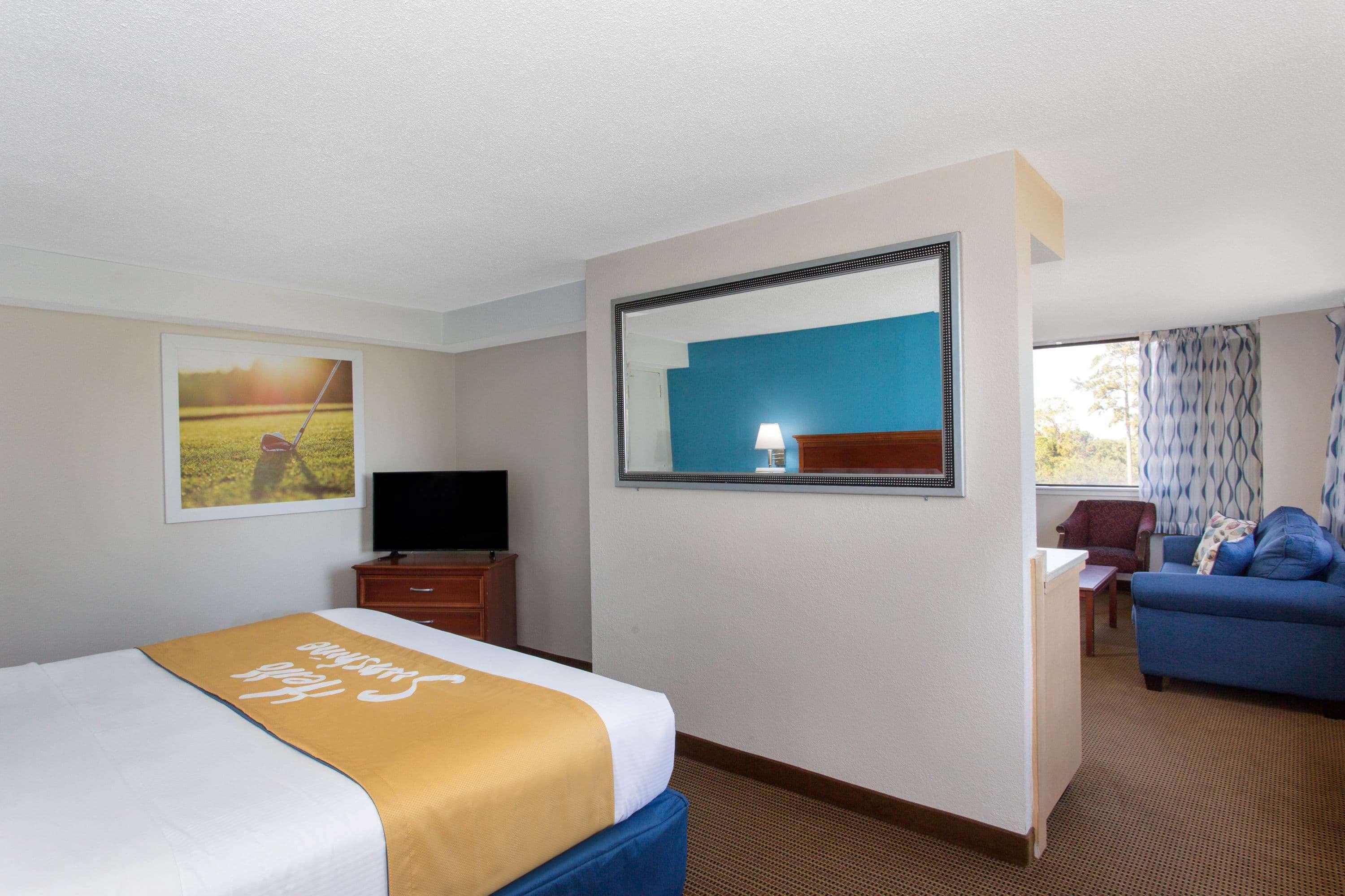 Days Inn & Suites By Wyndham Tallahassee Conf Center I-10 Eksteriør bilde