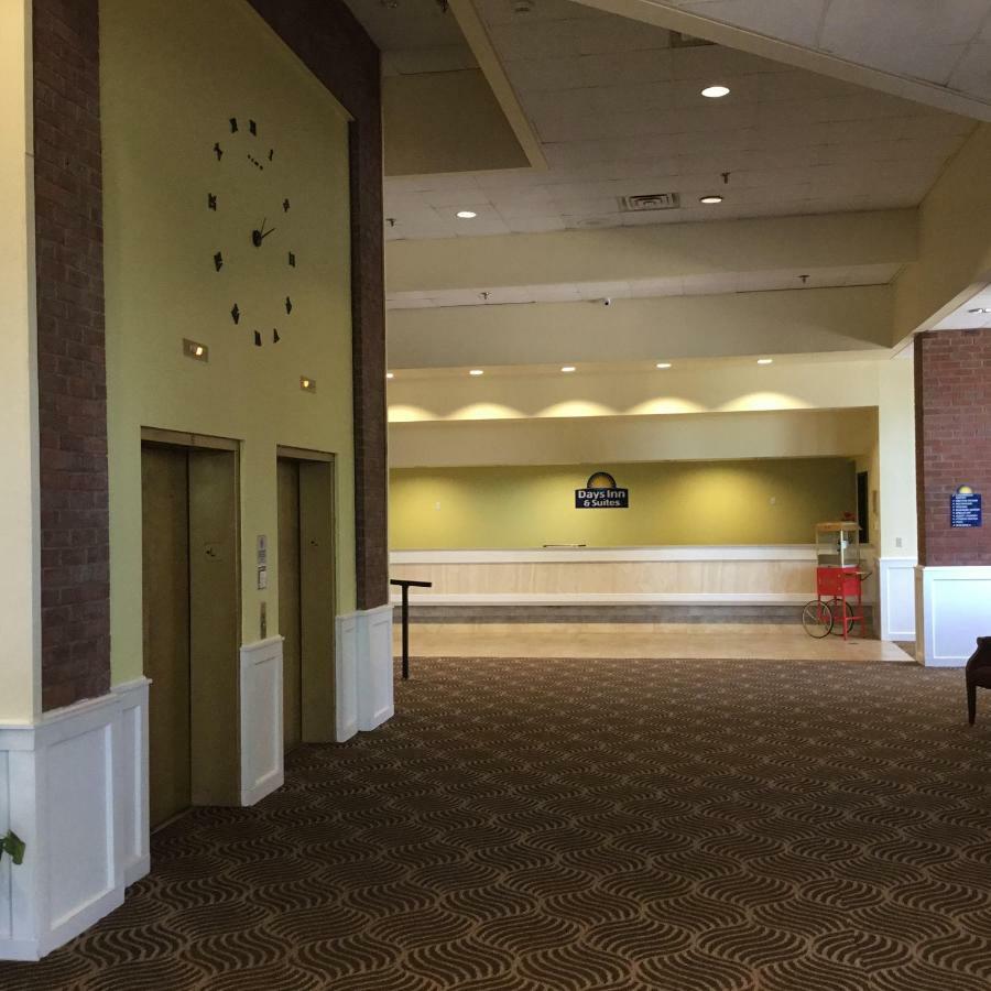 Days Inn & Suites By Wyndham Tallahassee Conf Center I-10 Eksteriør bilde
